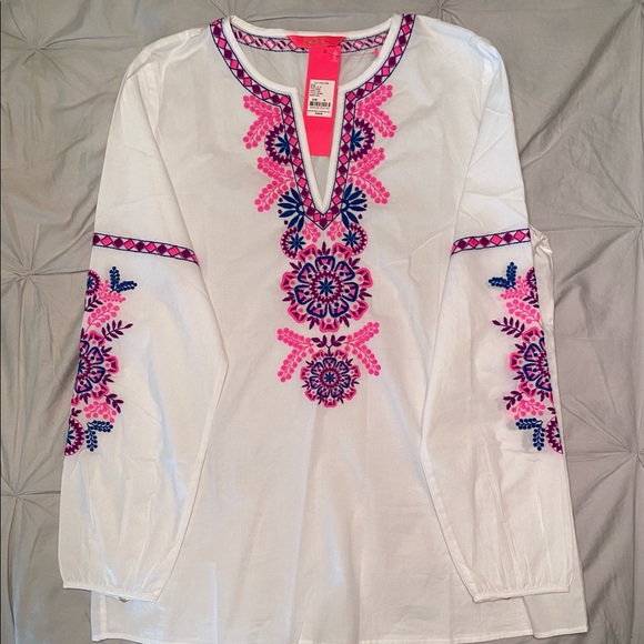 Lilly Coretta Tunic Top - Picture 2 of 6